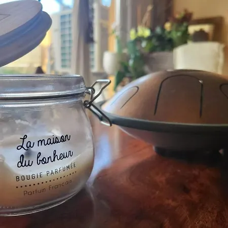 Invitation A La Detente דירה